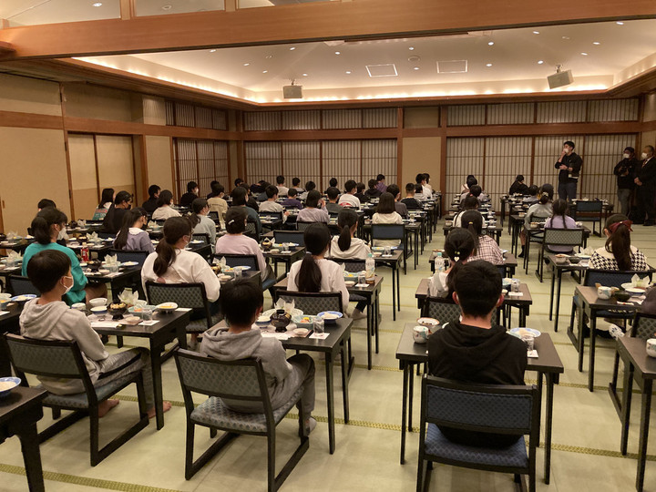 3a55ff19ba5c4ff0bbd054248b97f76e